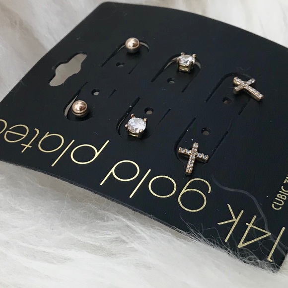 *NWT 14k Gold Plated Earring Set - Picture 3 of 3